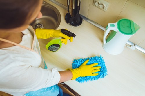 Safe Carpetcleaning N22 payments area with multiple methods