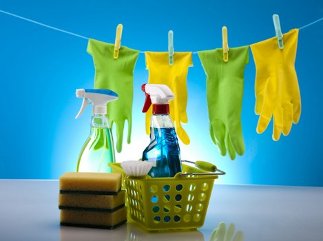 Deep cleaning for kitchens and bathrooms in N22 properties